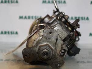 Usagé Pompe carburant mécanique Renault Clio Prix € 105,00 Règlement à la marge proposé par Maresia Parts