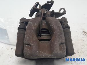 Used Rear brake calliper, right Alfa Romeo Giulietta (940) 1.4 TB 16V Price € 40,00 Margin scheme offered by Maresia Parts