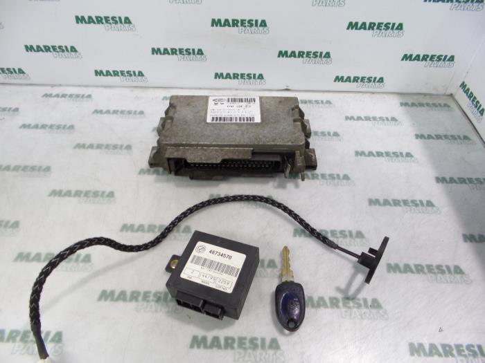 Used Engine management computer Audi A4 (B5) 1.8 20V Price € 25,00 Margin scheme offered by Maresia Parts