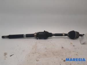 Used Front drive shaft, right Alfa Romeo Giulietta (940) 1.4 TB 16V Price € 125,00 Margin scheme offered by Maresia Parts