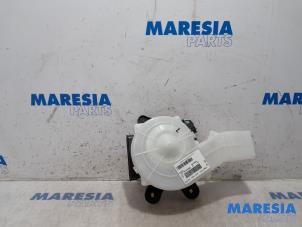 Used Heating and ventilation fan motor Citroen C4 Grand Picasso (3A) 1.6 BlueHDI 120 Price € 35,00 Margin scheme offered by Maresia Parts