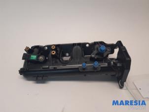 Used Intake manifold Renault Megane III Grandtour (KZ) 1.4 16V TCe 130 Price € 39,99 Margin scheme offered by Maresia Parts