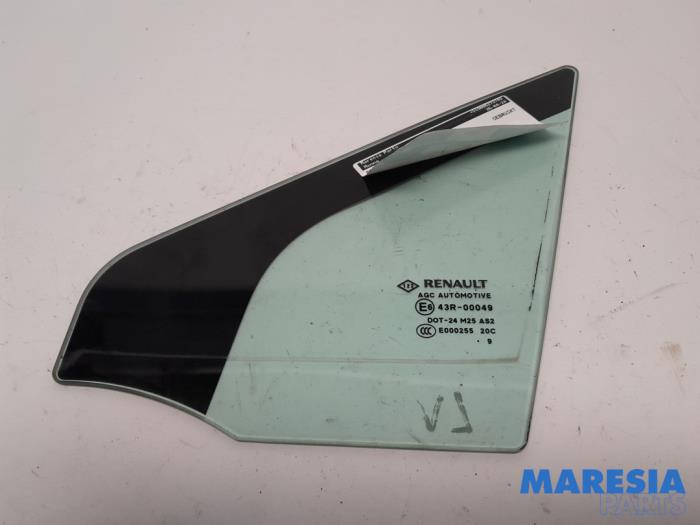Usados Ventanilla triangular izquierda delante Renault Grand Scénic III (JZ) 2.0 16V CVT Precio € 20,00 Norma de margen ofrecido por Maresia Parts