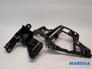 Used Rear bumper bracket, right Peugeot 508 SW (8E/8U) 1.6 THP 16V Price € 35,00 Margin scheme offered by Maresia Parts