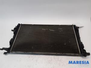Used Radiator Renault Megane III Coupe (DZ) 2.0 16V TCe 180 Price € 35,00 Margin scheme offered by Maresia Parts