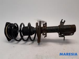 Used Front shock absorber rod, right Renault Megane III Coupe (DZ) 2.0 16V TCe 180 Price € 35,00 Margin scheme offered by Maresia Parts