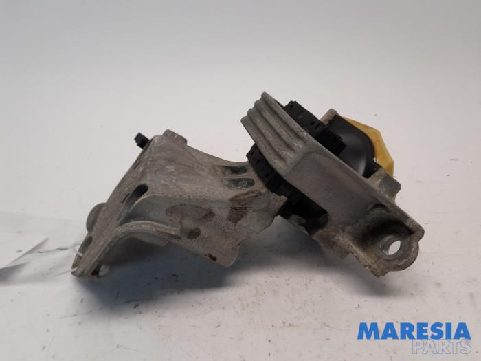 Gebrauchte Motorlager Renault Megane III Coupe (DZ) 2.0 16V TCe 180 Preis € 25,00 Margenregelung angeboten von Maresia Parts
