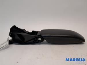 Used Armrest Citroen C3 (SC) 1.2 VTi 82 12V Price € 35,00 Margin scheme offered by Maresia Parts