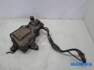 Used Adblue Tank Peugeot Partner (EF/EU) 1.5 BlueHDi 100 Price € 544,50 Inclusive VAT offered by Maresia Parts