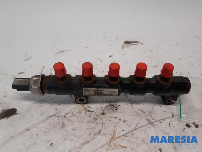 Usagé Système d'injection Peugeot 5008 I (0A/0E) 1.6 HDiF 16V Prix € 29,99 Règlement à la marge proposé par Maresia Parts
