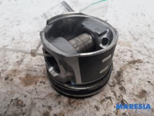 Used Piston Peugeot 5008 I (0A/0E) 1.6 HDiF 16V Price € 30,00 Margin scheme offered by Maresia Parts