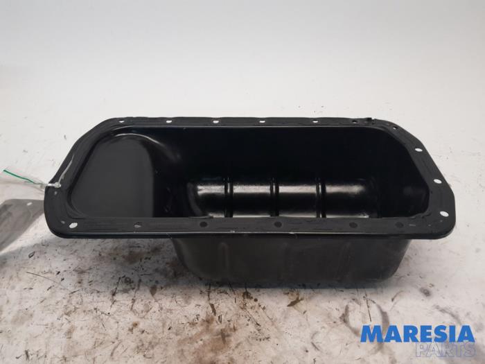 Gebrauchte Ölwanne Peugeot 5008 I (0A/0E) 1.6 HDiF 16V Preis € 29,99 Margenregelung angeboten von Maresia Parts