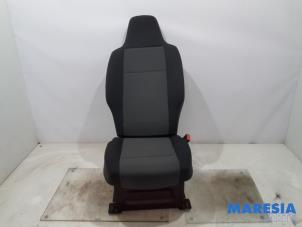 Used Seat, right Peugeot Partner (EF/EU) 1.5 BlueHDi 100 Price € 241,99 Inclusive VAT offered by Maresia Parts