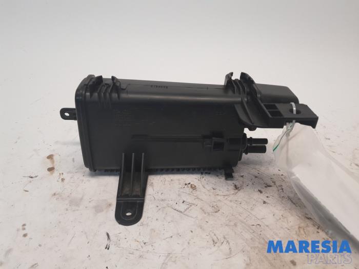 Begagnade Kolfilter Peugeot 5008 I (0A/0E) 1.6 THP 16V Pris € 34,99 Marginaltabell erbjuds av Maresia Parts