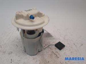 Used Electric fuel pump Peugeot 5008 I (0A/0E) 1.6 THP 16V Price € 45,00 Margin scheme offered by Maresia Parts