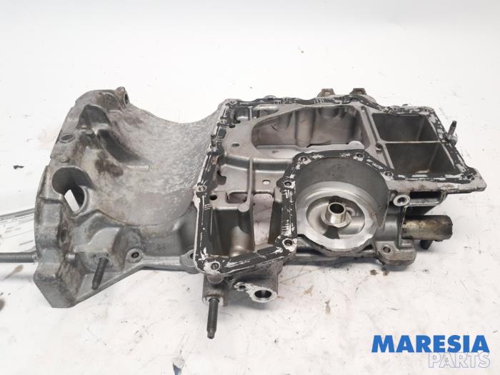 Gebrauchte Ölwanne Peugeot 308 (L3/L8/LB/LH/LP) 1.2 12V e-THP PureTech 110 Preis € 70,00 Margenregelung angeboten von Maresia Parts