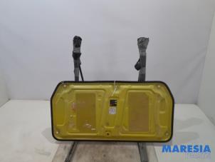 Used Engine cover Renault Twingo III (AH) 1.0 SCe 70 12V Price € 34,95 Margin scheme offered by Maresia Parts