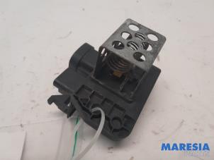Used Cooling fan resistor Peugeot Partner (EF/EU) 1.5 BlueHDi 100 Price € 24,20 Inclusive VAT offered by Maresia Parts