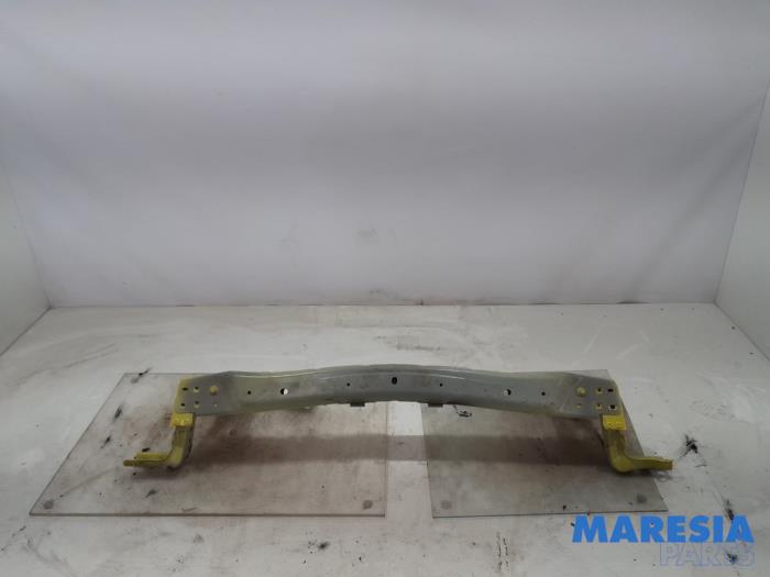 Begagnade Front Renault Twingo III (AH) 1.0 SCe 70 12V Pris € 105,00 Marginaltabell erbjuds av Maresia Parts