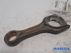 Used Connecting rod Peugeot 208 I (CA/CC/CK/CL) 1.4 HDi Price € 30,00 Margin scheme offered by Maresia Parts