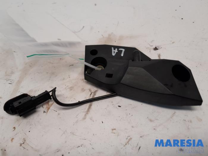 Begagnade Sensor (övriga) Peugeot 307 CC (3B) 2.0 16V Pris € 40,00 Marginaltabell erbjuds av Maresia Parts