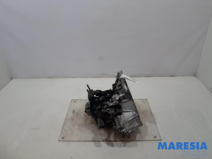 Usagé Boîte de vitesse Fiat Fiorino (225) 1.3 JTD 16V Multijet Prix € 361,79 Prix TTC proposé par Maresia Parts