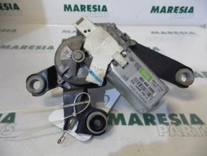 Gebrauchte Scheibenwischermotor hinten Peugeot 206 (2A/C/H/J/S) 1.1 XN,XR Preis € 25,00 Margenregelung angeboten von Maresia Parts