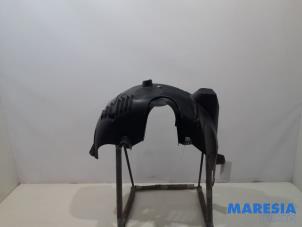 Used Wheel arch liner Renault Twingo III (AH) 1.0 SCe 70 12V Price € 30,00 Margin scheme offered by Maresia Parts
