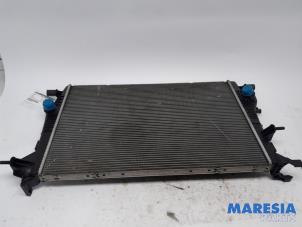 Used Radiator Renault Grand Scénic III (JZ) 2.0 16V CVT Price € 70,00 Margin scheme offered by Maresia Parts