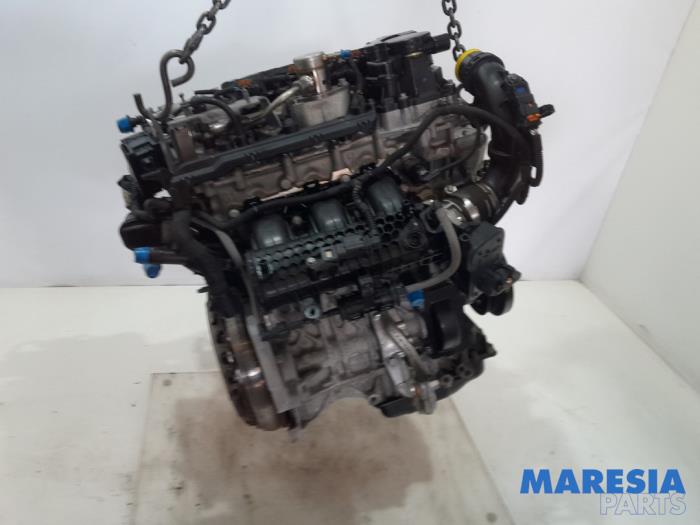 Motor van een Peugeot 308 SW (L4/L9/LC/LJ/LR) 1.2 12V e-THP PureTech 110 2018