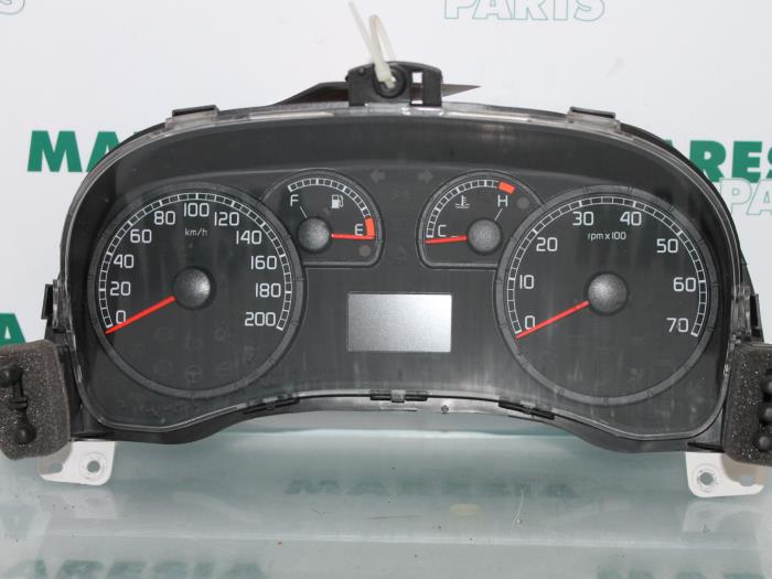 Fiat Doblo Instrument panels stock