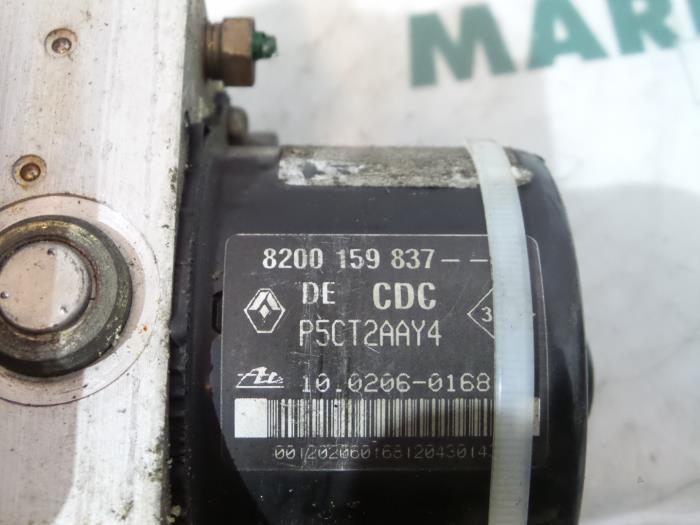 ABS pump Renault Espace 2.2 dCi 16V 7701208531 G9T743