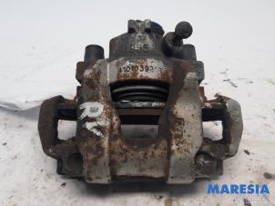 Used Front brake calliper, right Renault Twingo III (AH) 1.0 SCe 70 12V Price € 50,00 Margin scheme offered by Maresia Parts