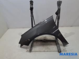 Used Front wing, left Peugeot 308 SW (L4/L9/LC/LJ/LR) 1.2 12V e-THP PureTech 110 Price € 125,00 Margin scheme offered by Maresia Parts