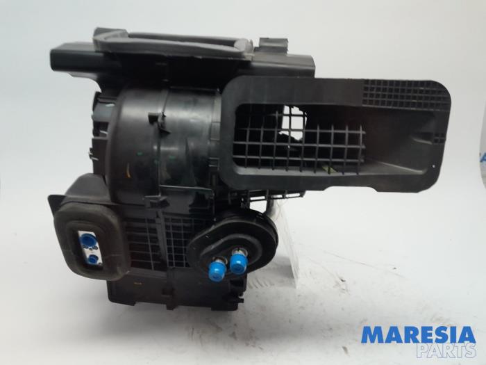 Gebrauchte Heizgehäuse Renault Clio IV Estate/Grandtour (7R) 0.9 Energy TCE 90 12V Preis € 236,25 Margenregelung angeboten von Maresia Parts