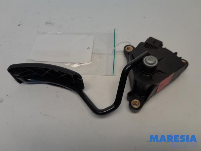 Gebrauchte Gaspedalposition Sensor Renault Zoé (AG) R90 Preis € 25,00 Margenregelung angeboten von Maresia Parts