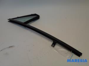 Used Quarter light, front right Renault Zoé (AG) R90 Price € 60,00 Margin scheme offered by Maresia Parts