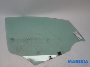 Used Door window 4-door, front right Renault Zoé (AG) R90 Price € 50,00 Margin scheme offered by Maresia Parts