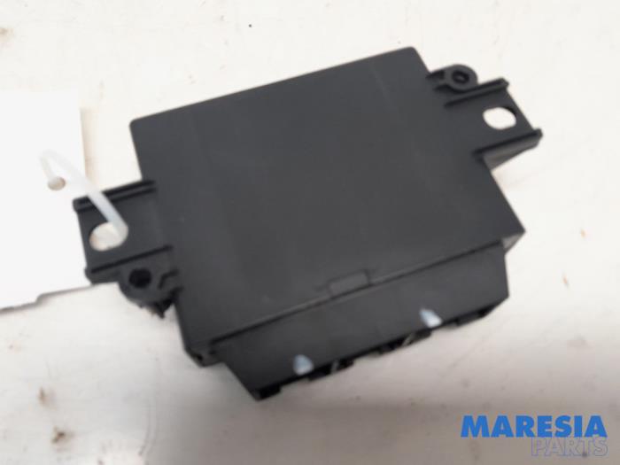 Begagnade PDC-modul Renault Scénic III (JZ) 1.4 16V TCe 130 Pris € 75,00 Marginaltabell erbjuds av Maresia Parts