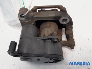 Used Rear brake calliper, left Peugeot Partner (EF/EU) 1.5 BlueHDi 100 Price € 90,74 Inclusive VAT offered by Maresia Parts