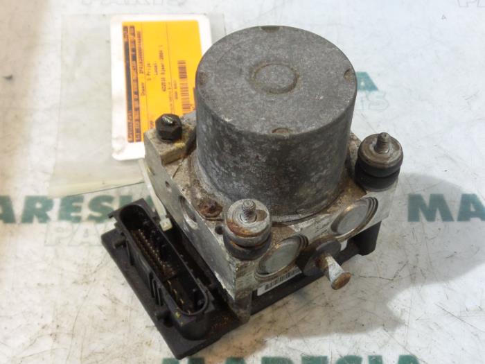Begagnade ABS-pump Fiat Stilo MW (192C) 1.6 16V Pris € 75,00 Marginaltabell erbjuds av Maresia Parts