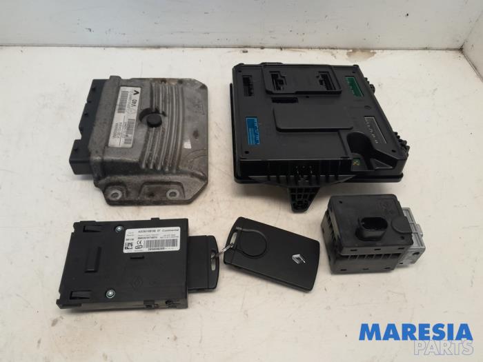 Used Engine management computer Renault Scénic III (JZ) 1.4 16V TCe 130 Price € 367,50 Margin scheme offered by Maresia Parts