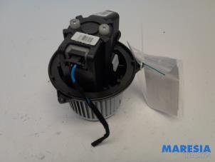 Używane Silnik wentylatora nagrzewnicy Fiat Panda (312) 1.0 Hybrid Cena € 34,50 Procedura marży oferowane przez Maresia Parts