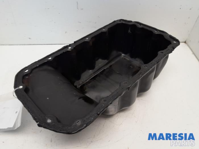 Usagé Couvercle carter Peugeot 3008 I (0U/HU) 1.6 16V THP 155 Prix € 24,99 Règlement à la marge proposé par Maresia Parts