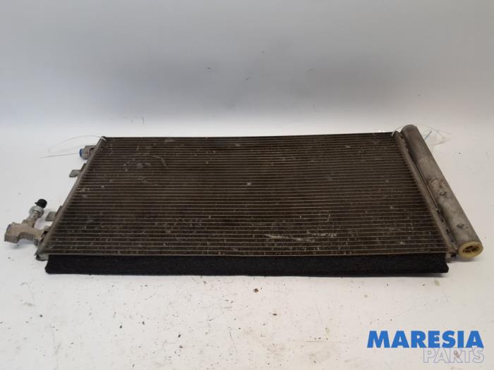 Gebrauchte Klima Kondensor Renault Scénic III (JZ) 1.4 16V TCe 130 Preis € 50,00 Margenregelung angeboten von Maresia Parts
