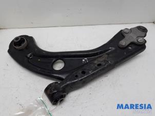 Used Front lower wishbone, left Peugeot 308 SW (L4/L9/LC/LJ/LR) 1.2 12V e-THP PureTech 110 Price € 30,00 Margin scheme offered by Maresia Parts