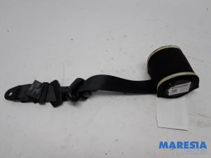 Usados Cinturón de seguridad derecha detrás Fiat Panda/Pandina (312) 1.0 Hybrid Precio € 45,00 Norma de margen ofrecido por Maresia Parts