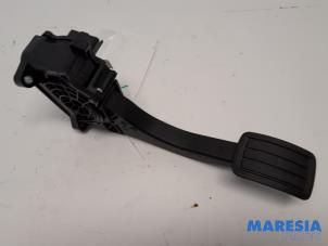 Used Accelerator pedal Peugeot 308 SW (L4/L9/LC/LJ/LR) 1.2 12V e-THP PureTech 110 Price € 19,95 Margin scheme offered by Maresia Parts