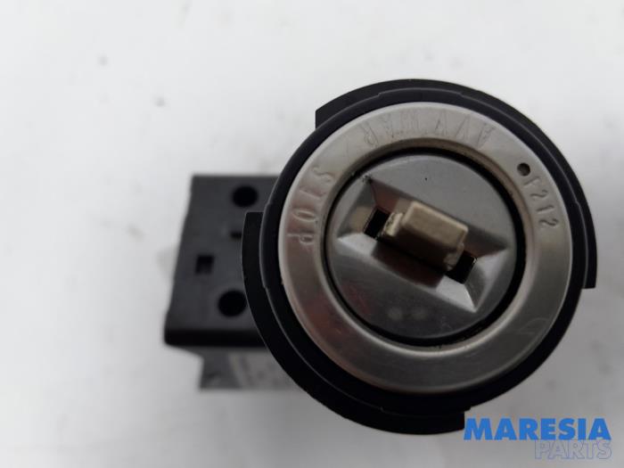 Ignition lock + key Fiat Panda 1.0 Hybrid - 1704123601