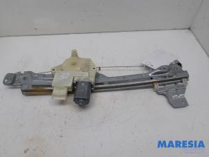 Used Rear door window mechanism 4-door, right Peugeot 308 SW (L4/L9/LC/LJ/LR) 1.2 12V e-THP PureTech 110 Price € 40,00 Margin scheme offered by Maresia Parts